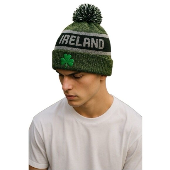 Ireland Pom Pom Beanie St Patricks Day Irish Lucky Green Clover Shamrock Hat New - Picture 1 of 13